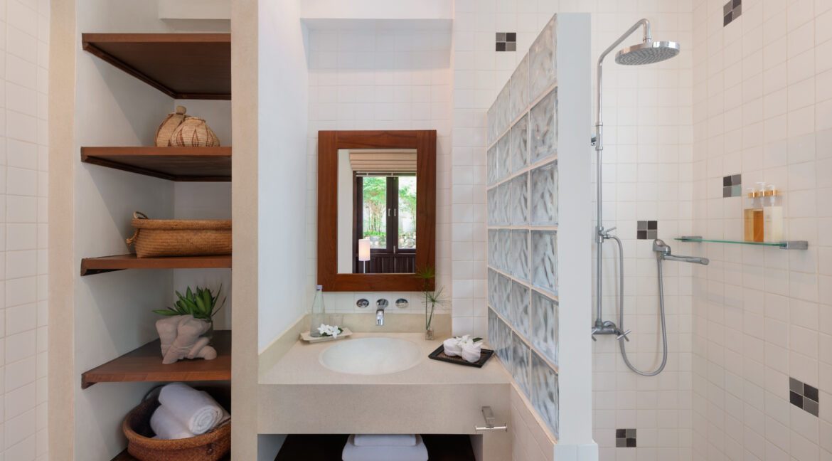 25. Bathroom_No3_Web