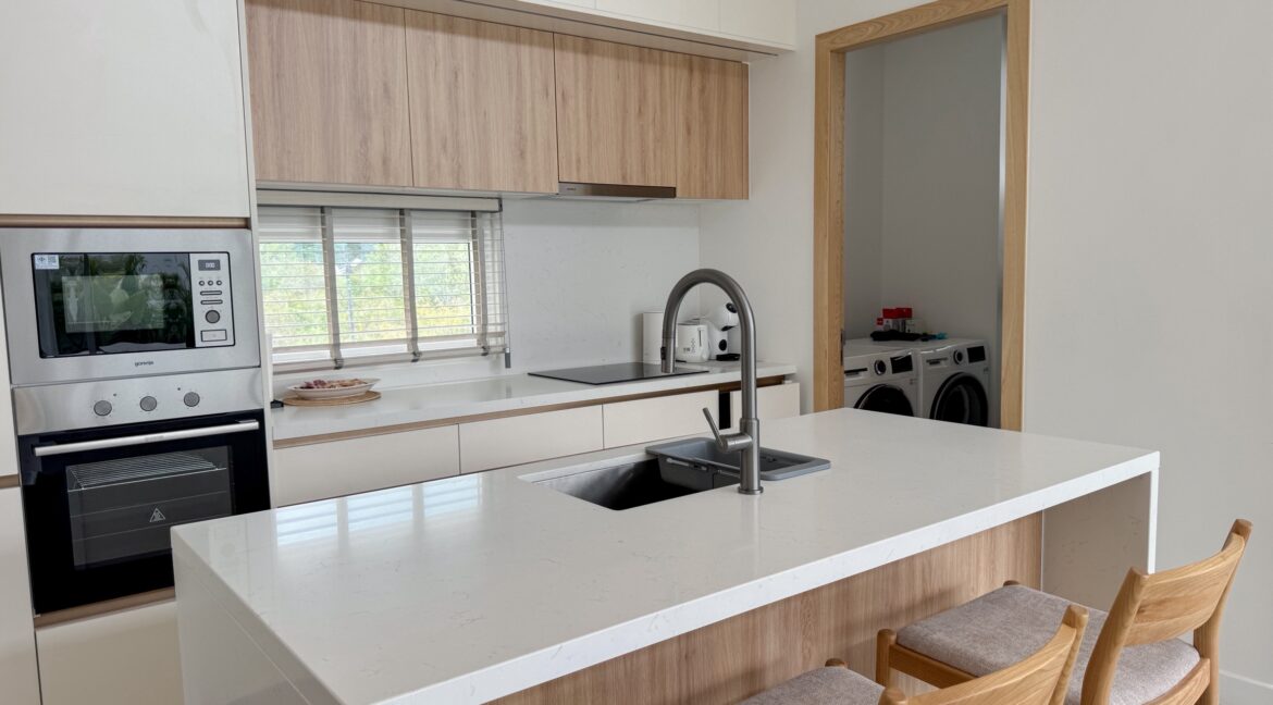 kitchen (1)