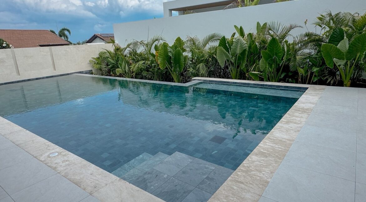 pool (9) — крупный размер